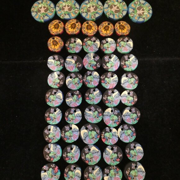 Hold For Beadgleaner FIMO Clay Pendants Assorted Designs Pack of 100 - Picture 1 of 2